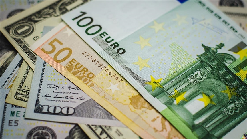 Dolar 43,3, euro 50,35, sterlin 58,1 TL’den işlem görüyor