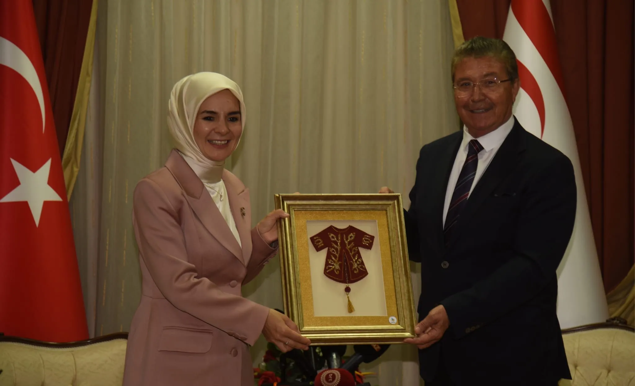 Başbakan Üstel, Türkiye Aile Bakanı Göktaş’ı kabul etti