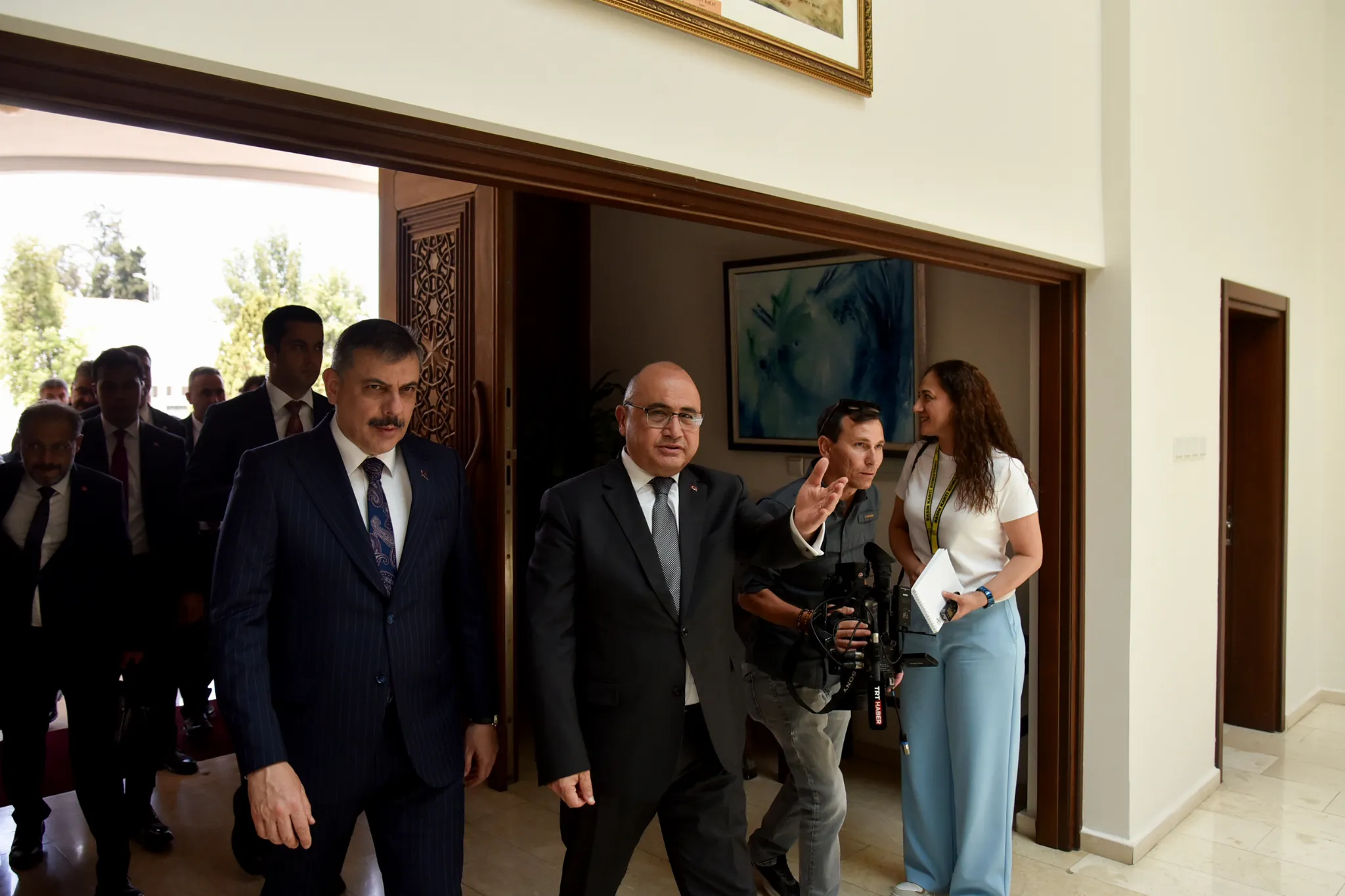 Başçeri, Çiftçi ile bir araya geldi