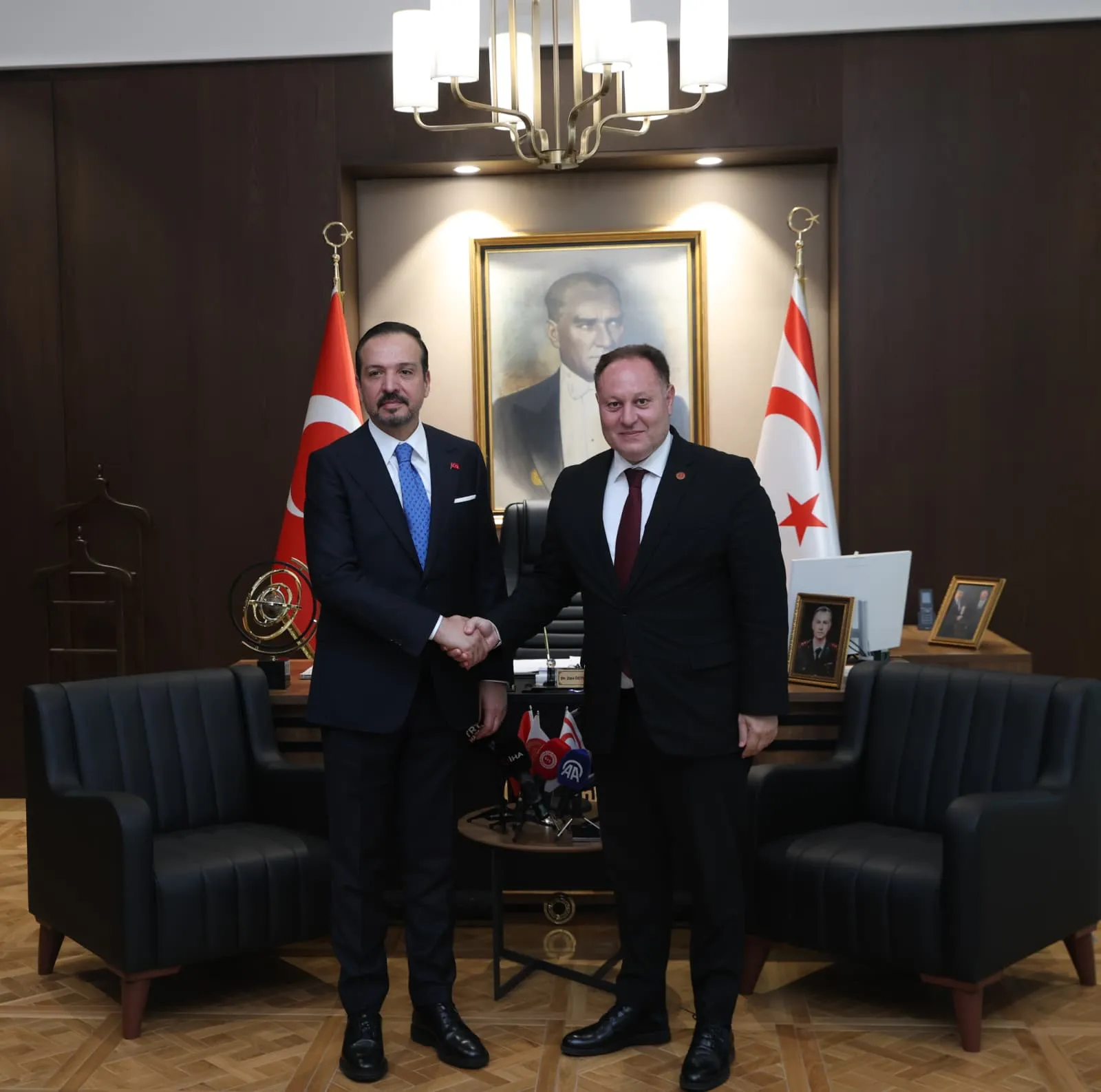 Öztürkler, AK Parti Genel Başkan Yardımcısı ve Türk Devletleri ile İlişkiler Başkanı Kürşad Zorlu'yu kabul etti