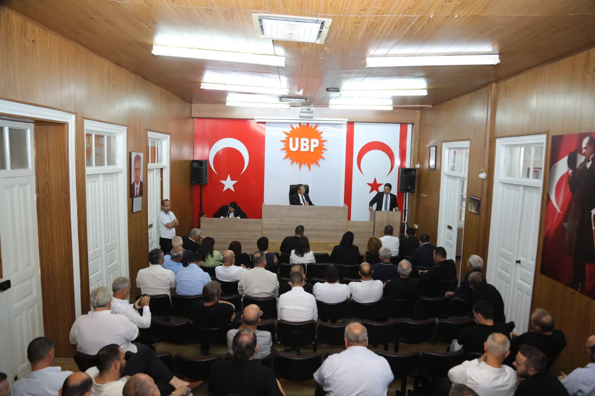 UBP Genel Başkanı Üstel, belediye başkan adaylarını açıkladı