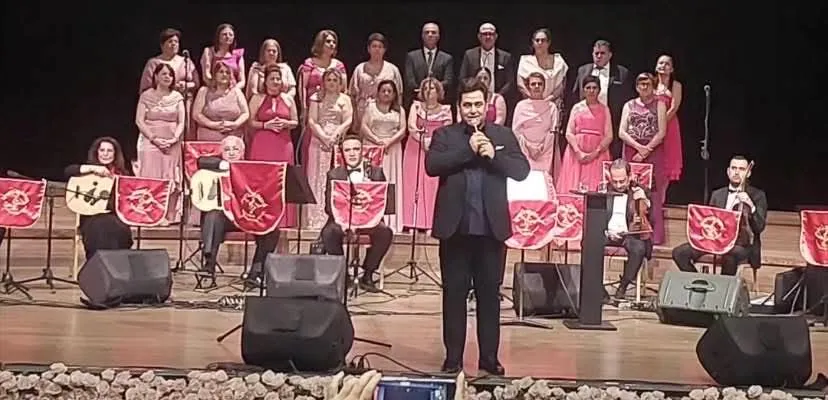 VAKUSAD Türk Sanat Müziği Korosu Isparta’da konser verdi