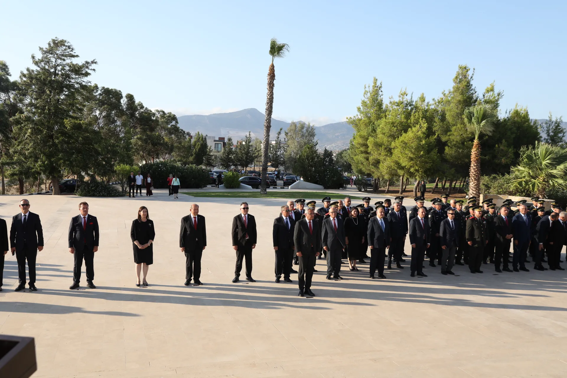 20 Temmuz Barış ve Özgürlük Bayramı’nın 52’nci yıl dönümü… Dr. Fazıl Küçük’ün Anıt Mezarı’nda tören düzenlendi
