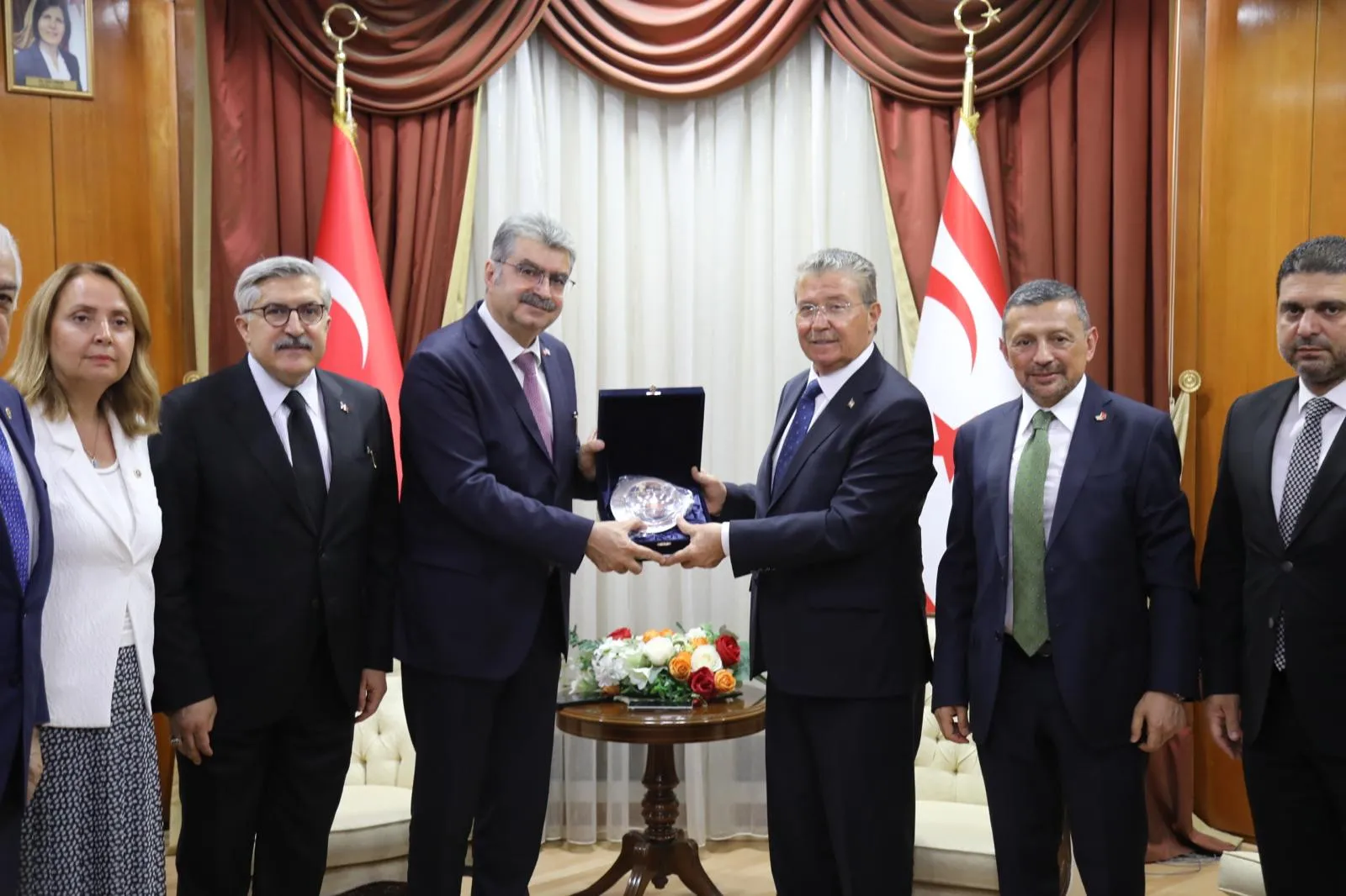 Başbakan Üstel, Türkiye-KKTC Parlamentolar Arası Dostluk Grubu’nu kabul etti