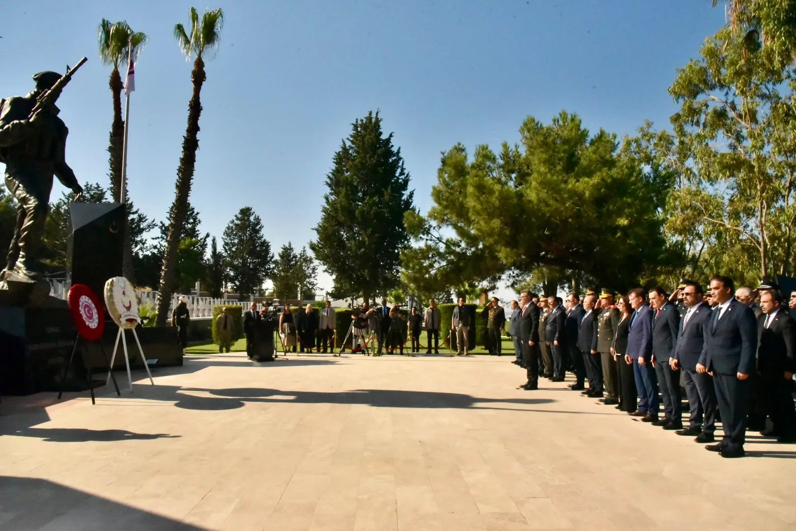 Boğaz Şehitliği’nde 15 Temmuz töreni.. Başçeri: “İrade de zafer de bizimdir”