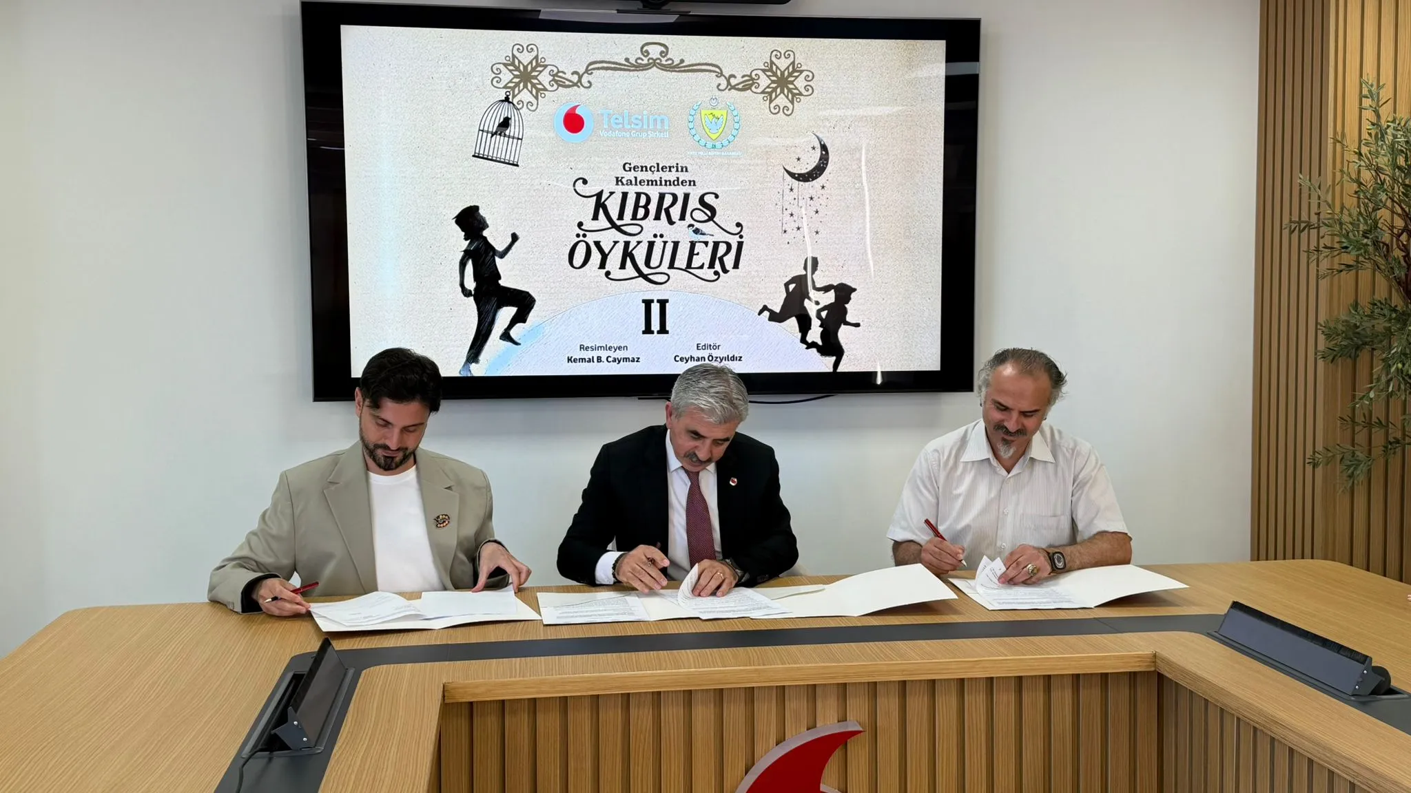 “II. Gençlerin Kaleminden Kıbrıs Öyküleri” kitabı için sözleşme imzalandı
