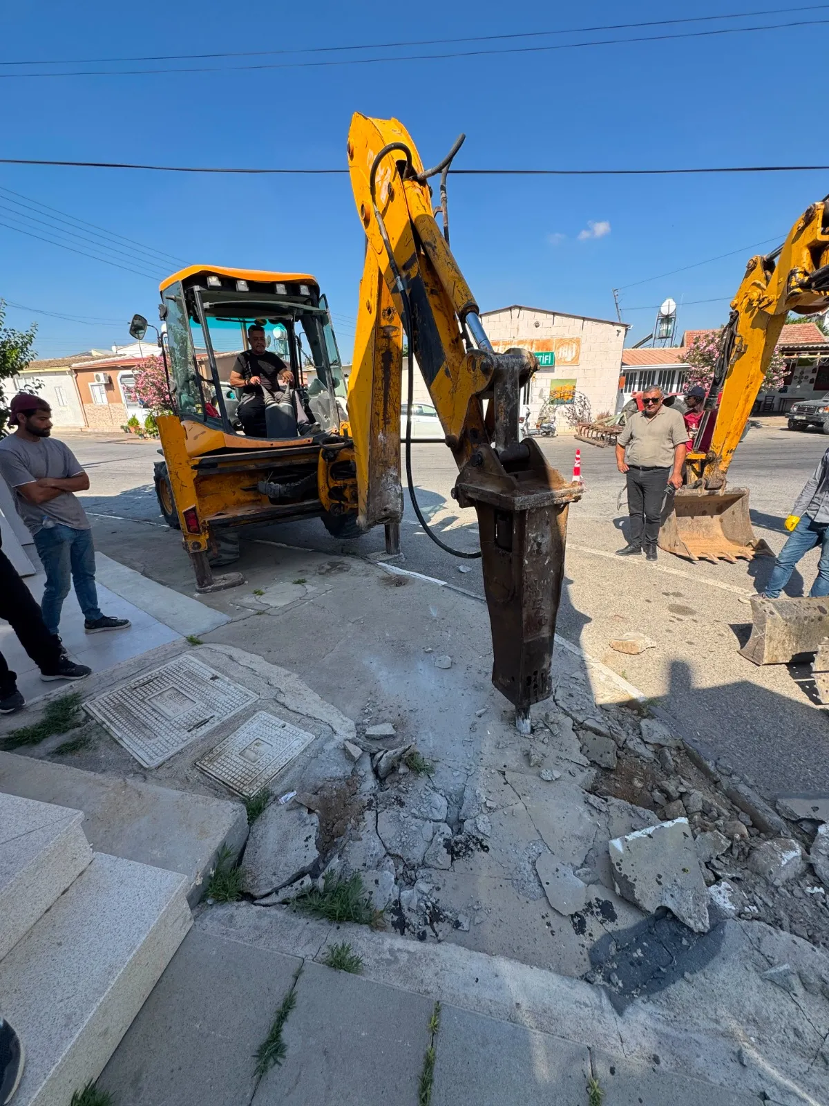 Mesarya Belediyesi, İnönü'de altyapı ve üstyapı çalışmalarına başladı