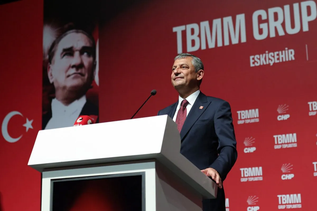 Özel, AP'nin kararını eleştirdi